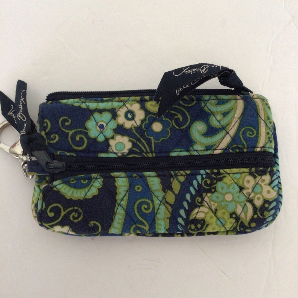 VERA BRADLEY ZIPPERED CARD CASE